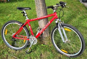 Mountainbike Specialized "Rockhopper" 26 Zoll inklusive Zubehör