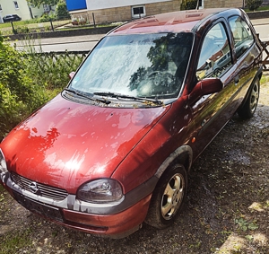 Opel Corsa 1.2 16V Automatik