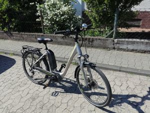 e Bike Hercules Futura Sport 26 Zoll, 9 - Gang Kettenschaltung ca. 1000 km gefahren.