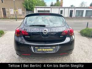 Opel Astra J Lim. 5-trg. Sport*6-Gang*SHG*ANGEBOT*TÜV Bild 5