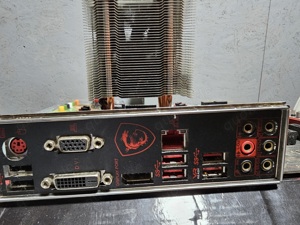 Mainboard, CPU, CPU Kühler  Bild 2