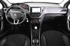 Peugeot 2008 Active BlueHDi 100 *1.Hand*Navi*Carplay* Bild 2