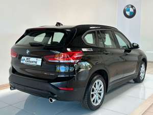 BMW X1 Aut. sDrive 20i LED Business-Paket Unfallfrei Bild 2