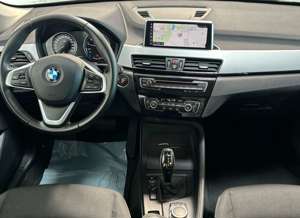 BMW X1 Aut. sDrive 20i LED Business-Paket Unfallfrei Bild 3