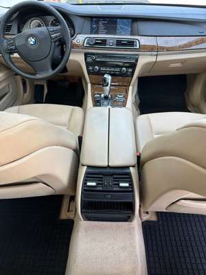 BMW 730 730d - F01 Bild 5
