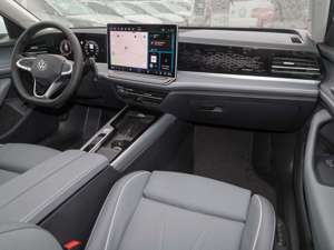 Volkswagen Passat Variant 2.0 TDI DSG ELEGANCE IQ.DRIVE 360 Bild 5