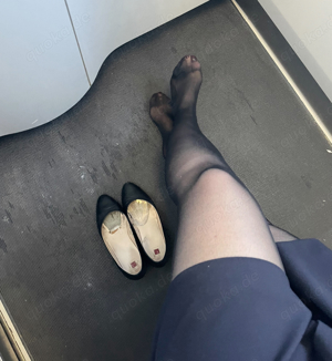 duftende Stewardess Nylons  Bild 3