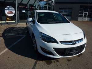 Opel Astra J Lim. 5-trg. Edition