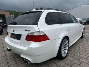 BMW M5 Touring    *Sammlerzustand / HUD / M Driver * Bild 2
