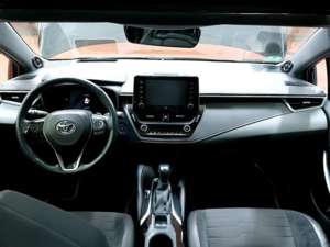 Toyota Corolla Hybrid Lounge Pano. HUD Navi LED JBL ACC Bild 4