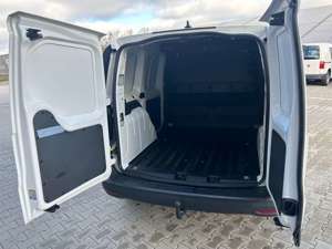 Volkswagen Caddy Cargo |  Klima, AHK, Touch Bild 5
