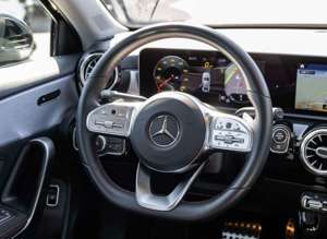 Mercedes-Benz A 200 AMG-Line Limousine Bild 5