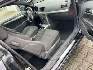 Opel Astra GTC 1.8 Automatik Sport Bild 5
