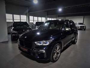 BMW X5 M d JET BLACK ACC PANO SKY MASSAGE STHZ SITZ Bild 3