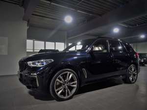 BMW X5 M d JET BLACK ACC PANO SKY MASSAGE STHZ SITZ Bild 2