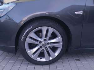 Opel Astra 2.0 CDTI DPF Innovation Bild 4