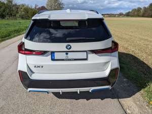 BMW iX1 xDrive30 M Sportpaket /Premiumpaket /AHK /Driving+ Bild 5
