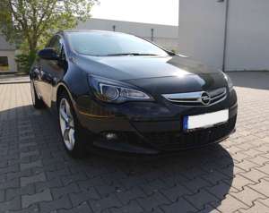 Opel Astra GTC 1.4 Turbo Bild 2