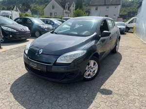 Renault Megane III Lim. 5-trg. Je t'aime