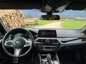 BMW 540 M Paket, Softclose, Touchscreen, Sitzbel., Sitzh., Bild 4