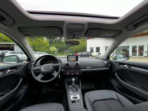 Audi A3 Sportback Quattro 1.8 S-tronic Panorama Xenon Navi Bild 3
