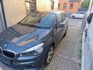 BMW 2Er Grand tuorer  2.0 Diesel Bild 4