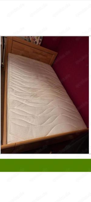 Extra angefertigtes Bett 120 200 cm Bild 2