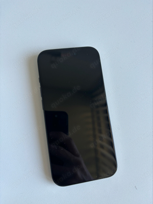 iPhone 15 128GB Schwarz mit Garantie 