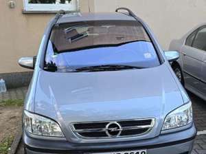 Opel Zafira 2.2 Bild 3