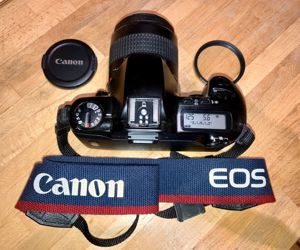 Canon EOS 500 & Zoom Objektiv EF 35-80 & Tasche & UV Filter usw. Bild 2