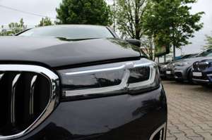 BMW 530 i xD A Luxury Line*Glass-Dach*Head Up*Laserli Bild 3