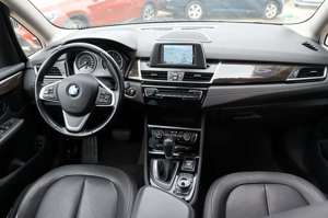 BMW 220 dA Luxury Line 7 Sitzer LED Lede Bild 3