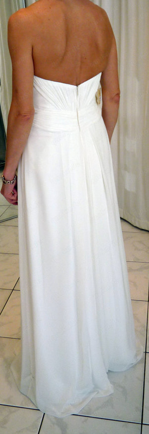 Brautkleid mit Unterrock und kleinen Umhang Schleier Größe 34 Bild 2