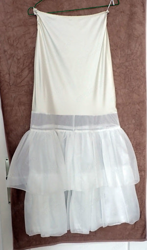 Brautkleid mit Unterrock und kleinen Umhang Schleier Größe 34 Bild 7