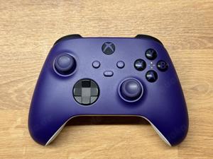 Xbox Wireless Controller Astral Purple + Xbox Play & Charge Kit Bild 2