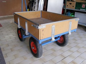 Fetra Handpritschenwagen Bild 2
