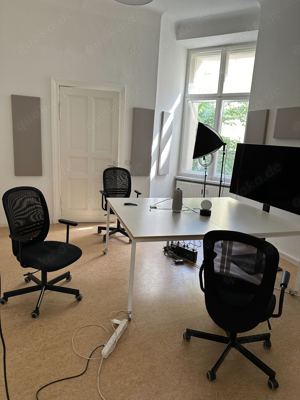 Flex Desk in Berlin Arbeitsplatz im offenen Arbeitsbereich Büro Bild 2