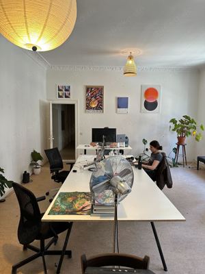 Flex Desk in Berlin Arbeitsplatz im offenen Arbeitsbereich Büro Bild 3