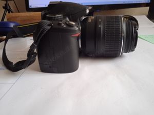 Verkaufe Body Nikon D 3000, gebraucht, aber sehr guter Zustand Bild 3