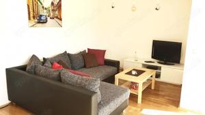 Schöne sonnige zwei Zimmer Wohnung in Untergiesing-Harlaching Bild 2