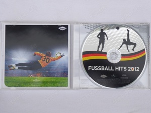 CD Fussball Hits 2012 Bild 3