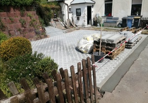 Parkplatz Carport Terrasse Balkon Maurer Handwerker Putz Beton Bodenleger Pflaster Garten