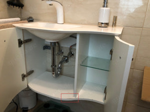 Waschbecken mit Pelipal Unterschrank Bild 2