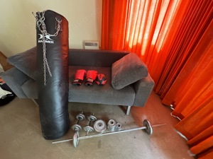 Box (Sack, Birne, Handschuhe) Langhandel Gewichte Fighter Gym Fitness Kämpfer Figth Bild 1