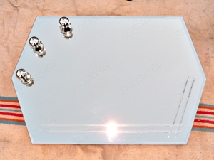 Schöner Spiegel mit Lampe, Maße 77x57cm, Badspiegel Bild 2