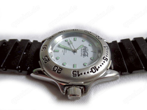 Sportliche Armbanduhr von Coca Cola Bild 3