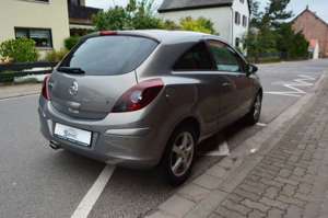 Opel Corsa D 1.4 Color Edition Navi Bild 4