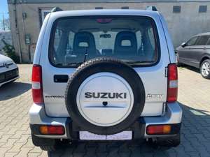 Suzuki Jimny Bild 5