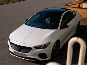 Opel Insignia Grand Sport 2.0 BiTurbo D 4x4 Automatik GSI Bild 1