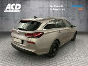 Hyundai i30 cw 1,4 T-GDi Premium Navi/LED-Lights 6d temp Bild 4